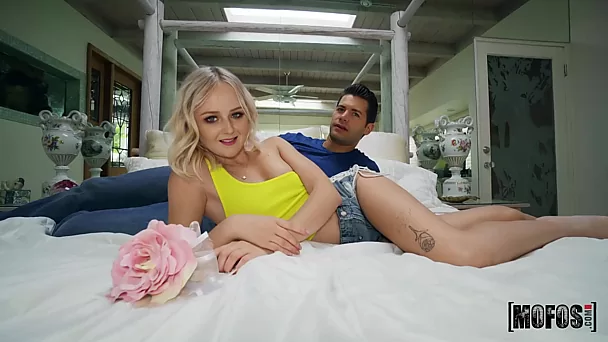 Natalia Queen stand-and-carried in tiny teen cunt and mouth fucked