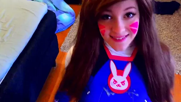 D.Va cosplay baise maison