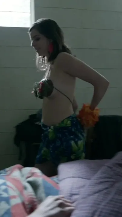 Rachel Rosenstein nue dans Shameless