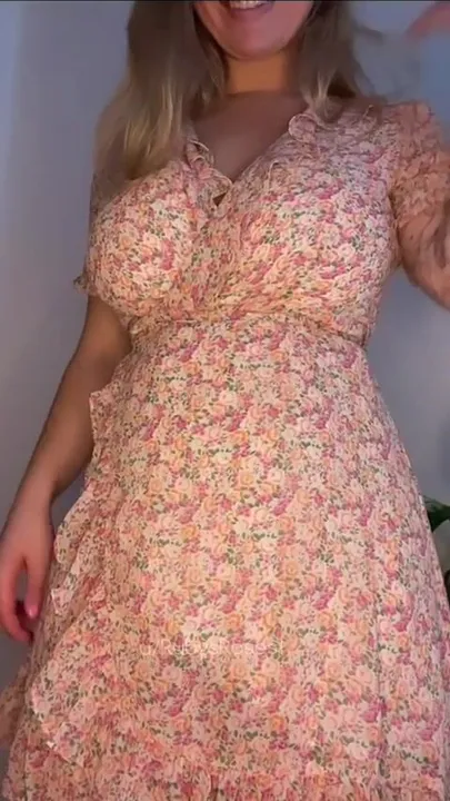 Mein Sommerkleid würde auf deinem Boden viel besser aussehen, oder?