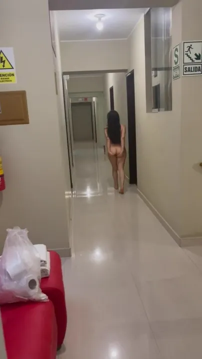 My boyfriend challenged me to fuck someone in the hotel hall, but I couldn't find anyone :(