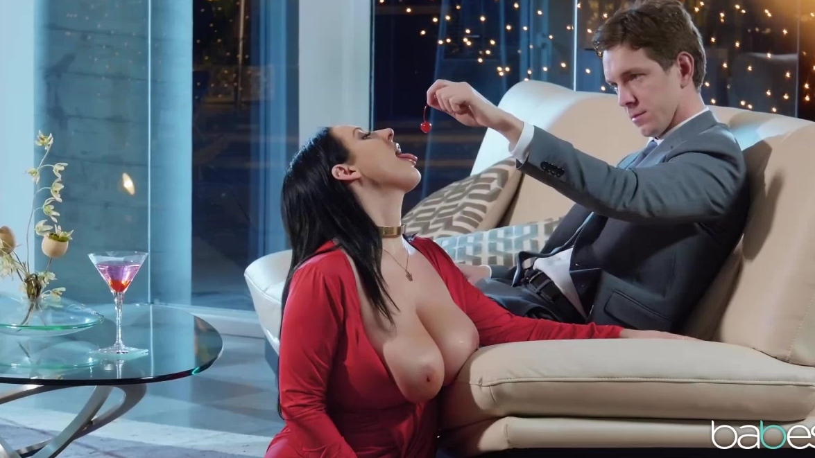 Stunning lady Angela White plays with Pussy and gets Ass-Fucked