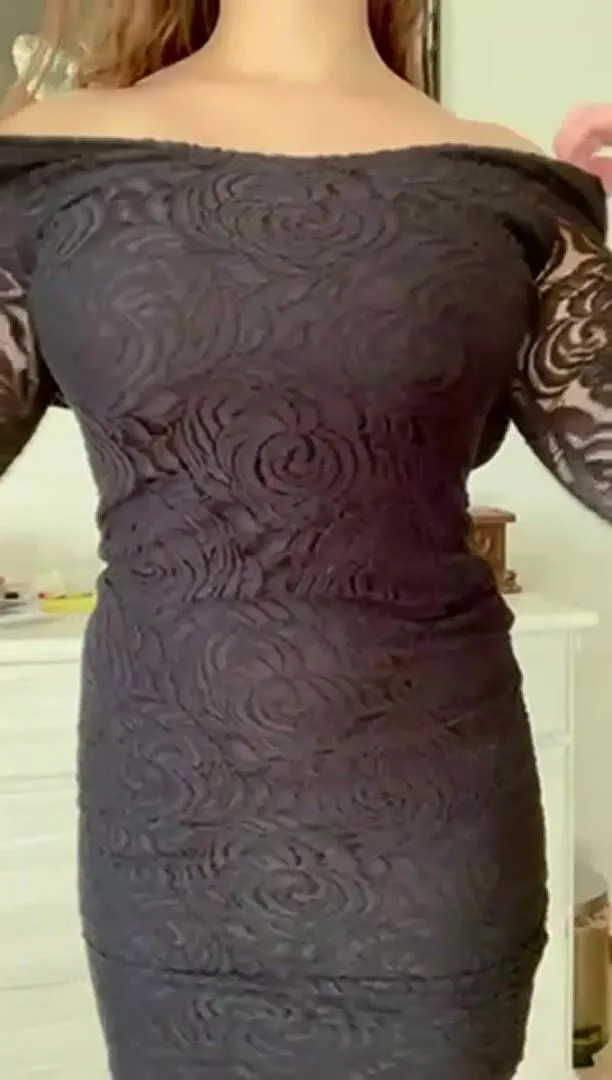 É óbvio que eu quero ser fodida se eu usar esse vestido no nosso primeiro encontro?