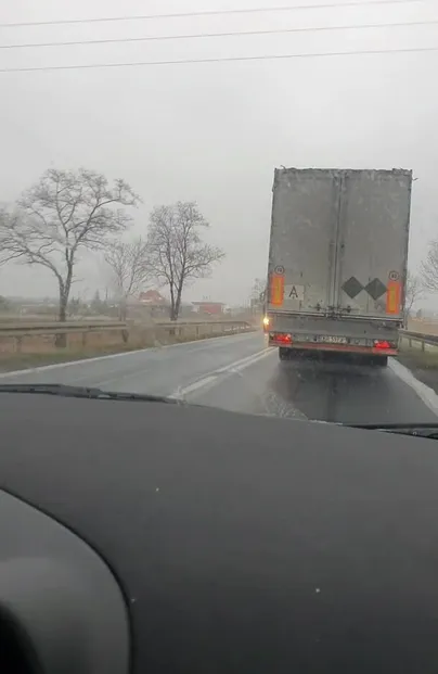 Die Klimaanlage in meinem Auto ist kaputt gegangen und es wurde zu heiß....heh