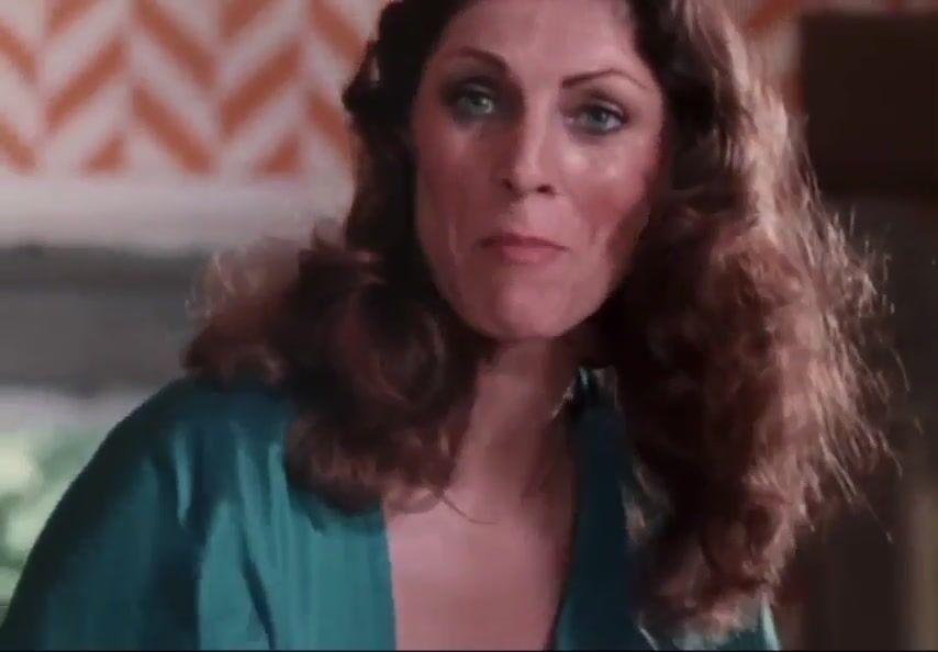 Қара адамдармен жетілген порно видео