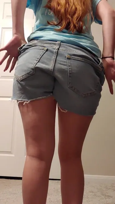 I was told I needed to drop my shorts more often, so here it is!