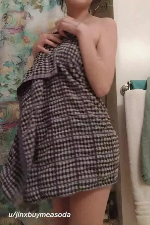 playing around after my shower + some slow motion jiggle
