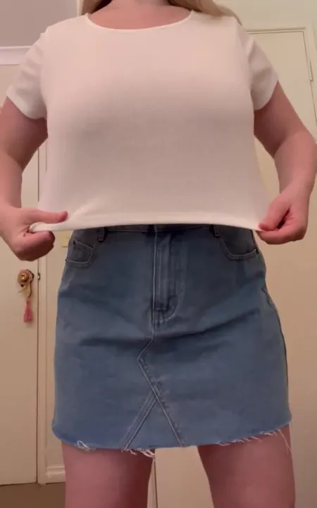 This top makes my tits look so perky