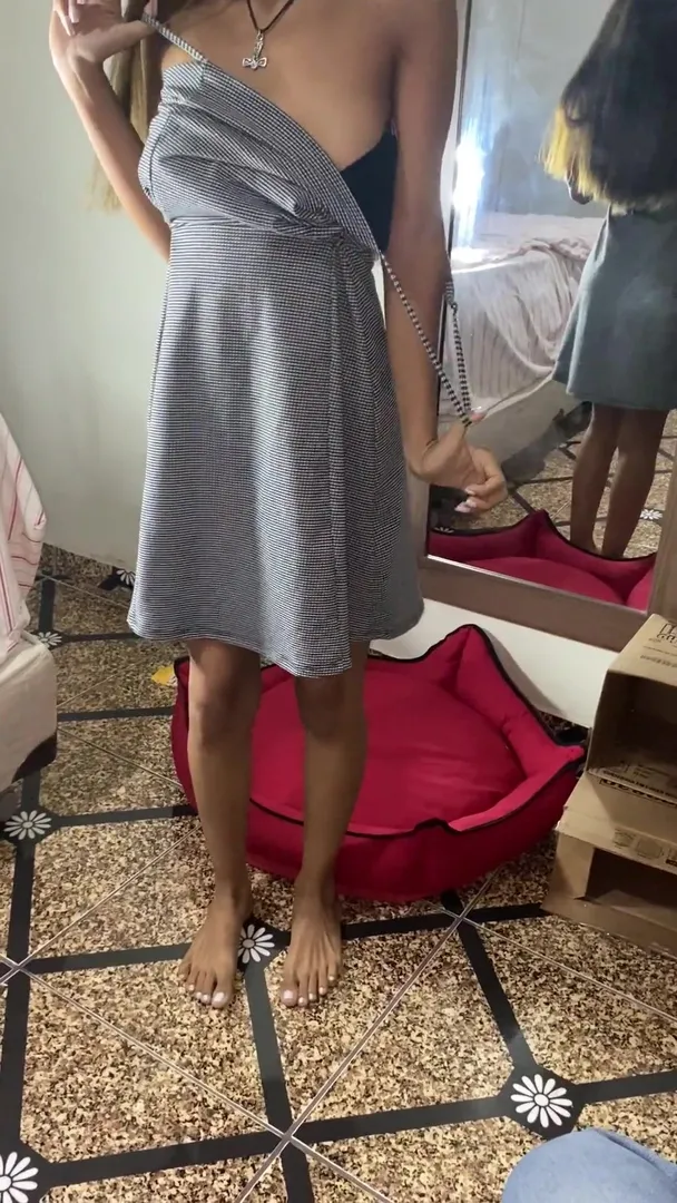 Quer ver o que meu vestido esconde?