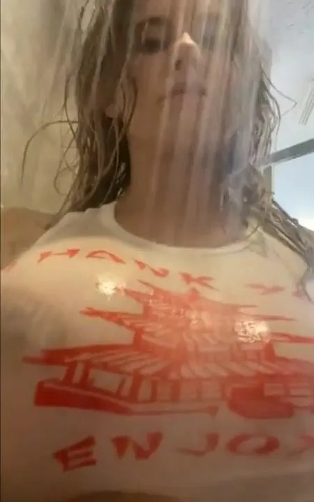 Oh no! She got her shirt all wet.
