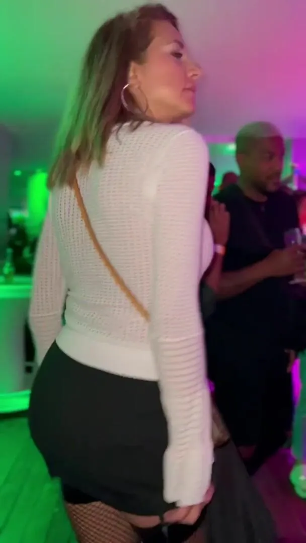 Flashing my butt plug during dancing