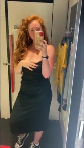 Change room fun, sometimes you just gotta cum