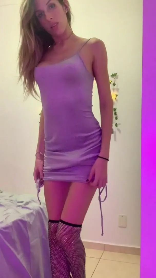 spogliarello con un bel vestito e la mia sorpresa di una ragazza speciale