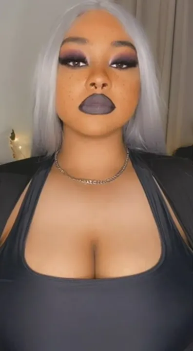 ¿Has oído hablar de Big Titty Goth Blasian's?