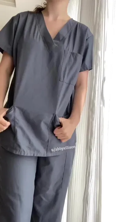 Вы бы родили медсестру?