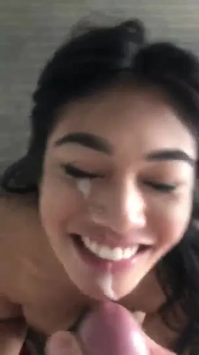 Sexy Asian teen keeps sucking after facial cumshot