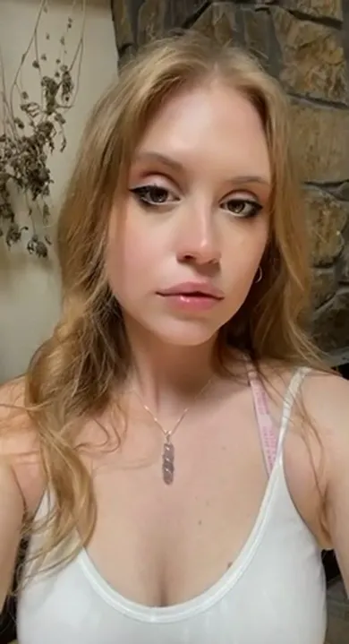 Do you like girls who love the taste of cum?