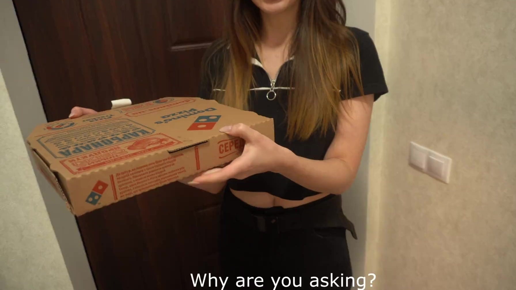 Pizza delivery girl is tipped with a good pussy dick down and cumshot on petite photo