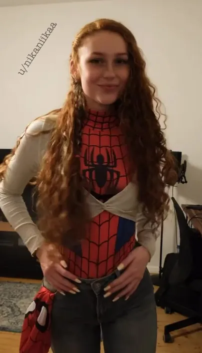 Spider-Man‘s gf looks different here..
