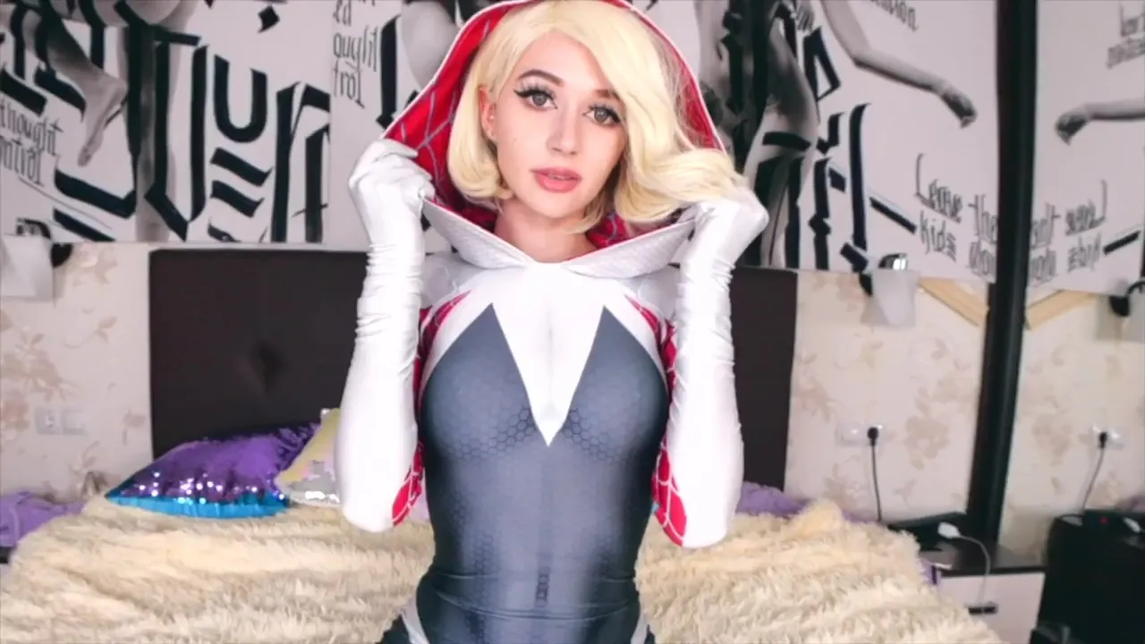 Gwen from Marvel by Purple Bitch