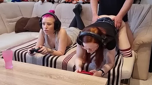 Teen e-girl getting dicked from behind while playing games