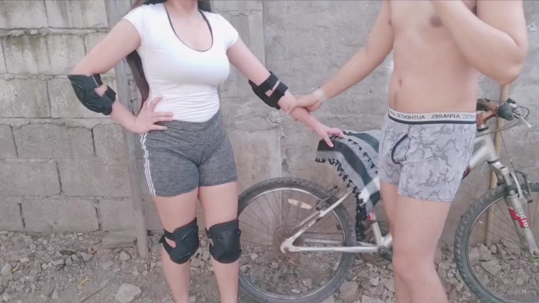 Asian female bike enthusiast fucks with a random guy outdoors