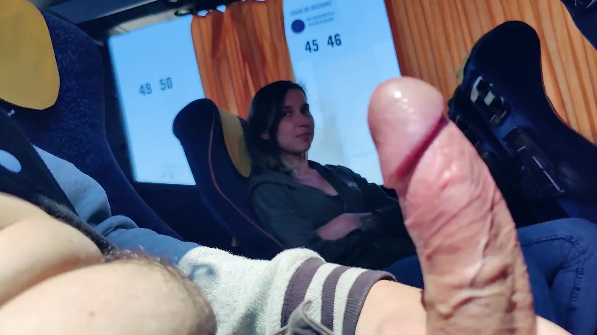 прижался в автобусе членом онлайн фото 71