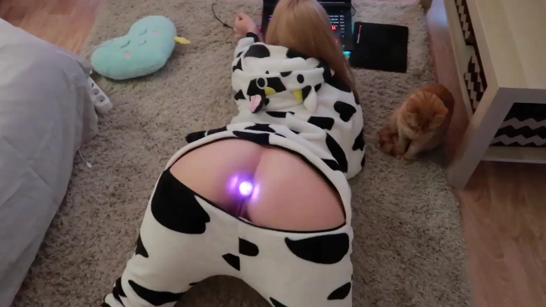 A girl with a glowing anal toy loves anal pic photo image
