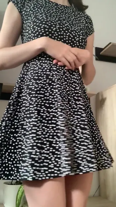 Approvi il mio vestito per il nostro primo appuntamento di sesso