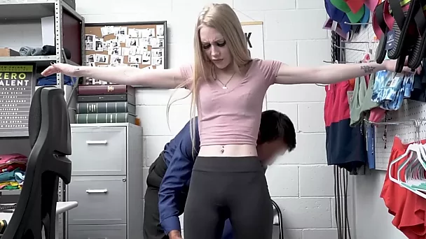 Blonde teen shoplifter decides to suck securities cock to escape the law