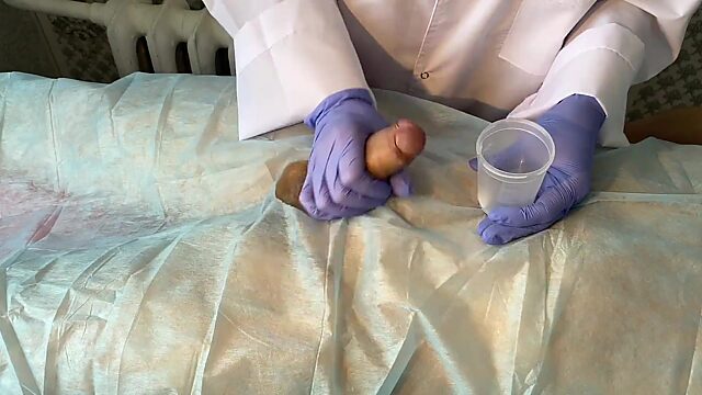 Milf nurse collecting sperm from a kind donor's cock