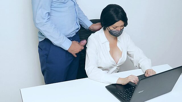 Secretary does blowjob and titjob during her real job