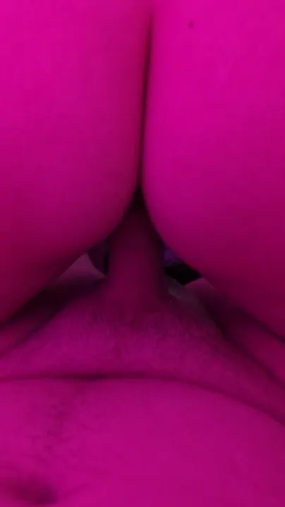 Première fois que je poste une vidéo de creampie