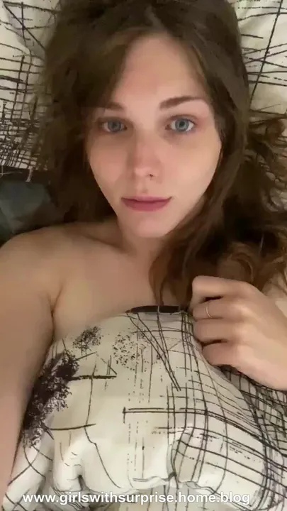 Alexis Why just woke up and wants to play with her cock