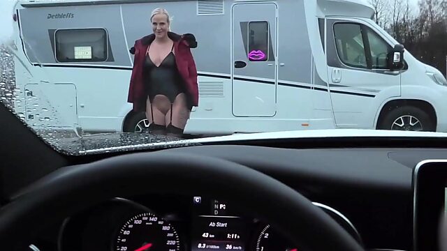 Gorgeous Busty Blonde Big-Ass Slut - Lara Cumkitten - Services a Customer In Her Fuck-minivan