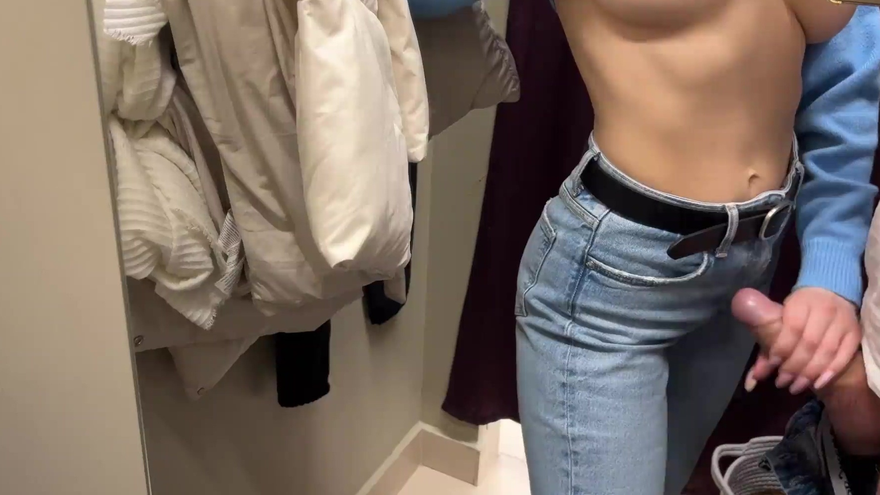 Teen gets a creampie in the fitting room image