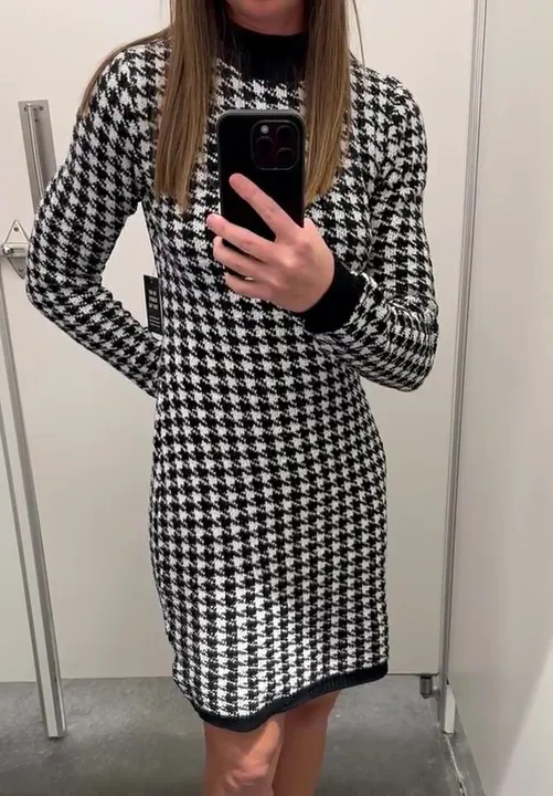 Espero que lo apruebes... Tenía que tener este vestido. Estoy pensando en mucho contenido público ☺️