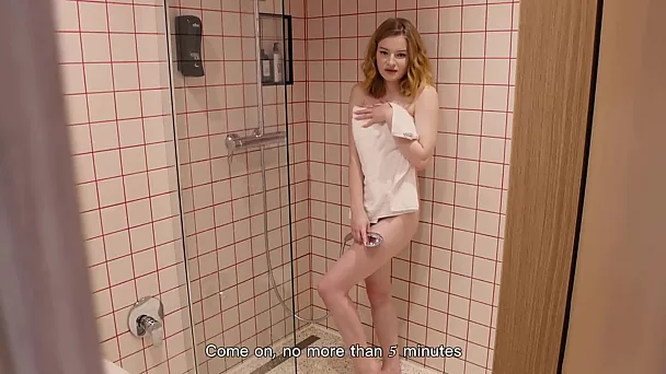 Red-haired whore urgently needed to take a shower at her ex's house and this had consequences