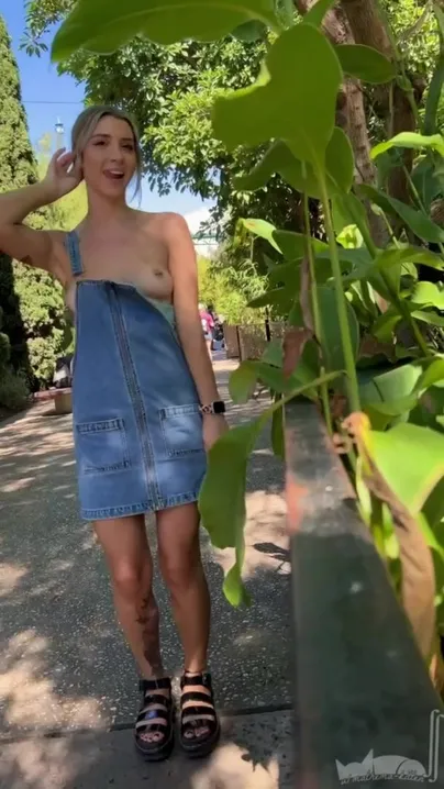 Just an ordinary day with my tits out at the zoo :)