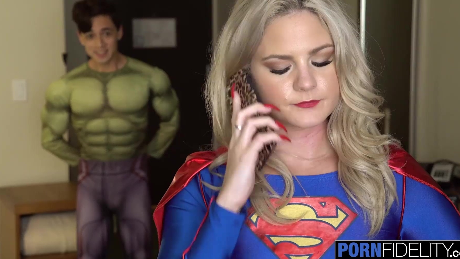 A girl with superpowers has anal sex with Hulk