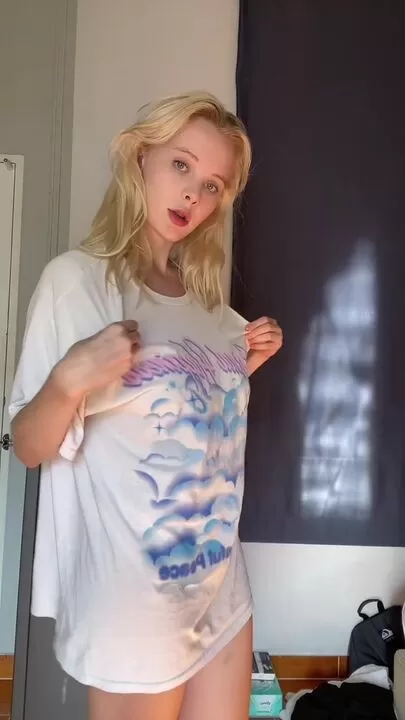 imagine fucking this young babe every day