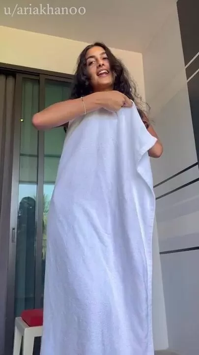 Quem gosta do que está por baixo da toalha?
