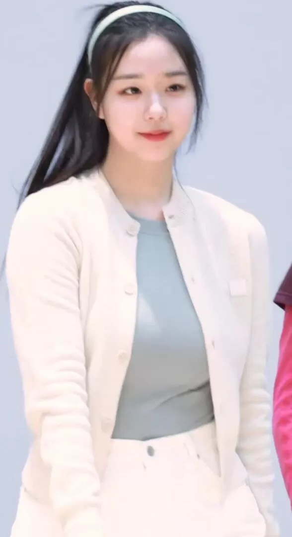 tripla - Chaeyeon