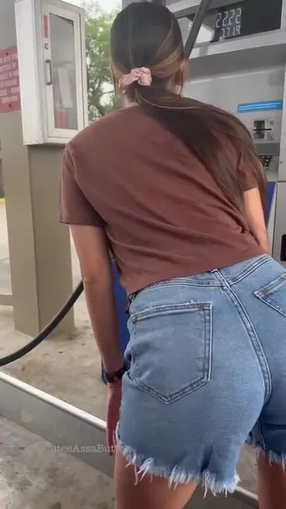 I’ll pump your gas any day