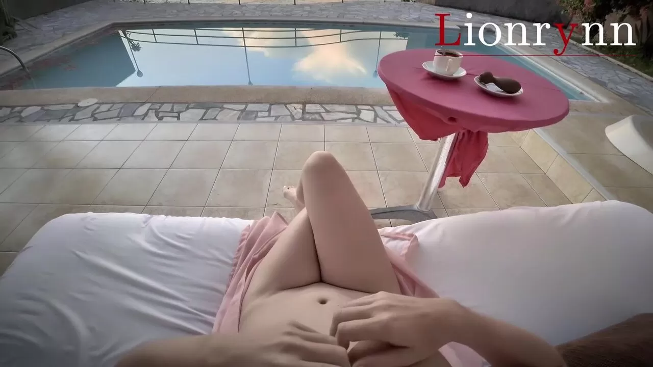 Perfect body. Big tits. Morning fingering with a great view
