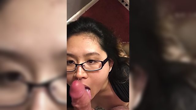 Asian college girl agreed to have quick sex with her friend and gets dick in toilet