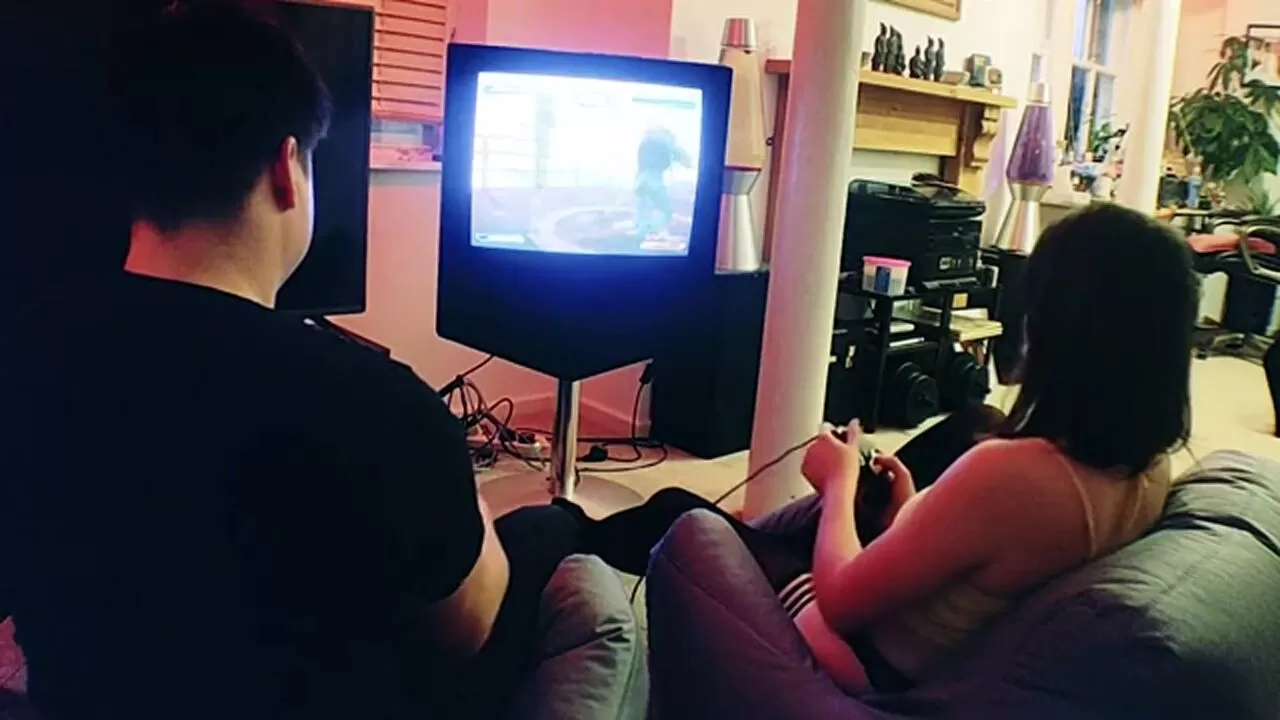 Freeuse Gaming Couple