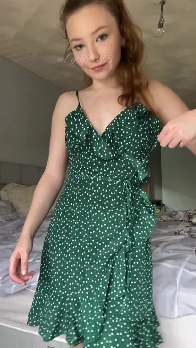 Green goes well with my hair. What do you think?