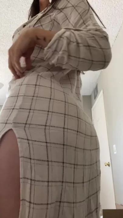 I love showing my big ass off ;)