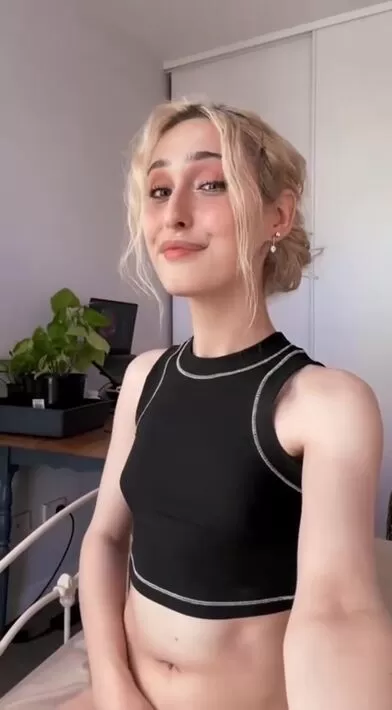 Would you accept nudes from a petite trans girl like me?